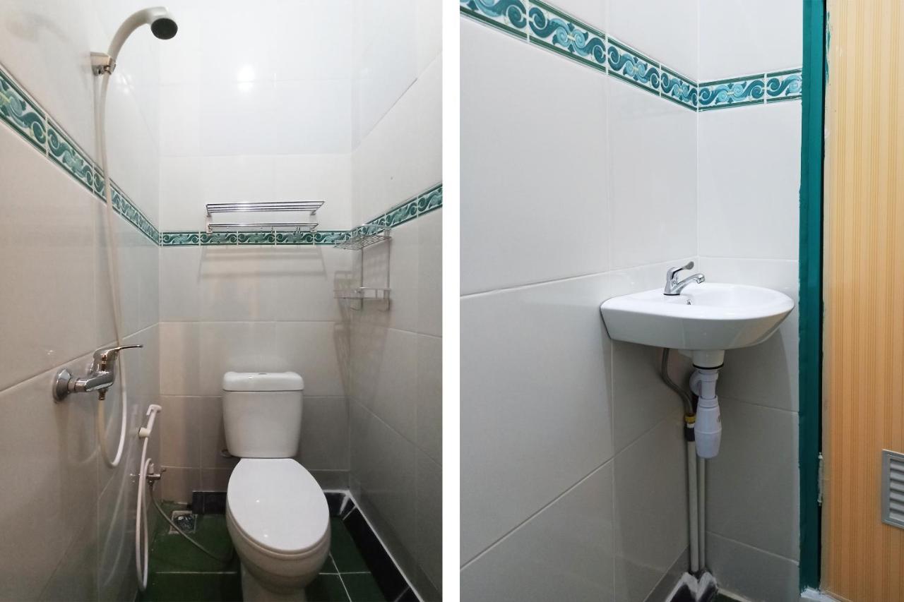 Oyo 2611 Hotel Krui Syariah Екстер'єр фото